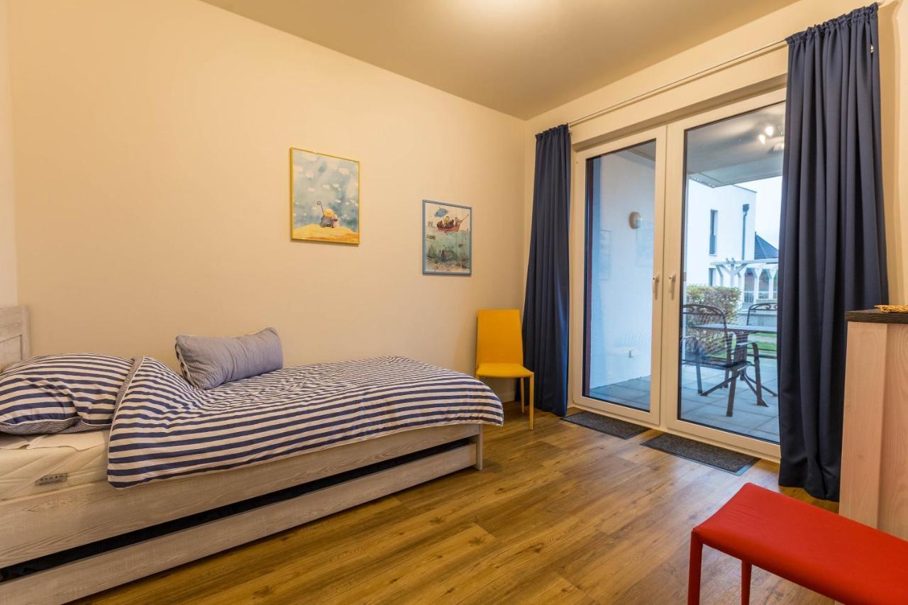 Ferienwohnung Buesumperle Rot Exterior foto